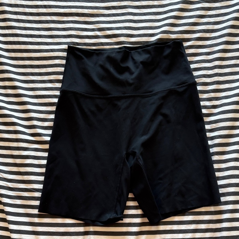 Aeri biker shorts